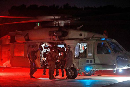 طائرات هليكوبتر تنقل الجرحى إلى المستشفيات