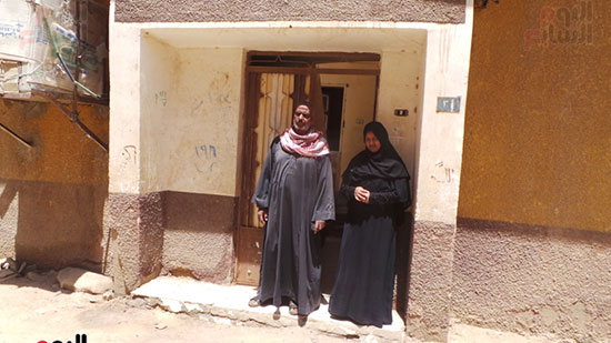 والد-ووالدة-محمد-أمام-منزلهما
