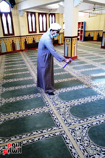 مديرية-أوقاف-السويس-تبدأ-حملتها-الرمضانية---لنظافة-وتعقيم-المساجد-التابعة-لها-(2)