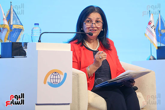 الدكتورة نعيمة القصير ممثلة منظمة الصحة العالمية فى مصر (3)