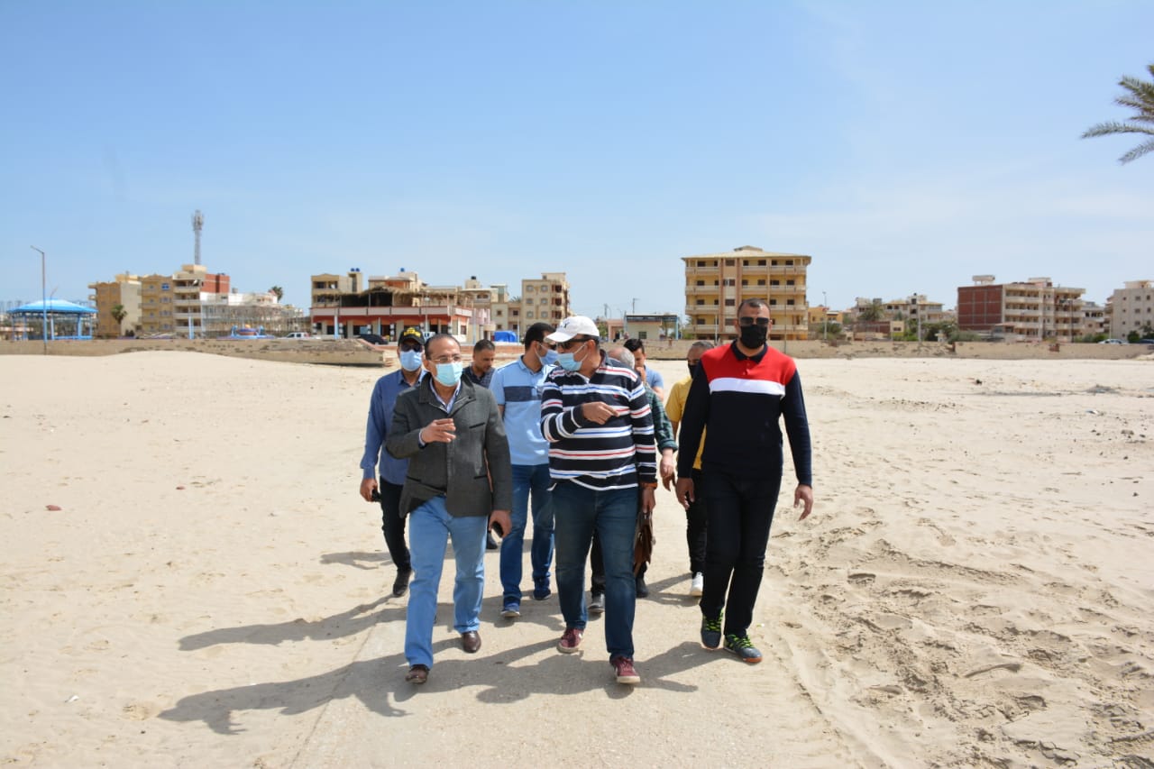 جولة سكرتير عام محافظة الدقهلية بشواطئ جمصة