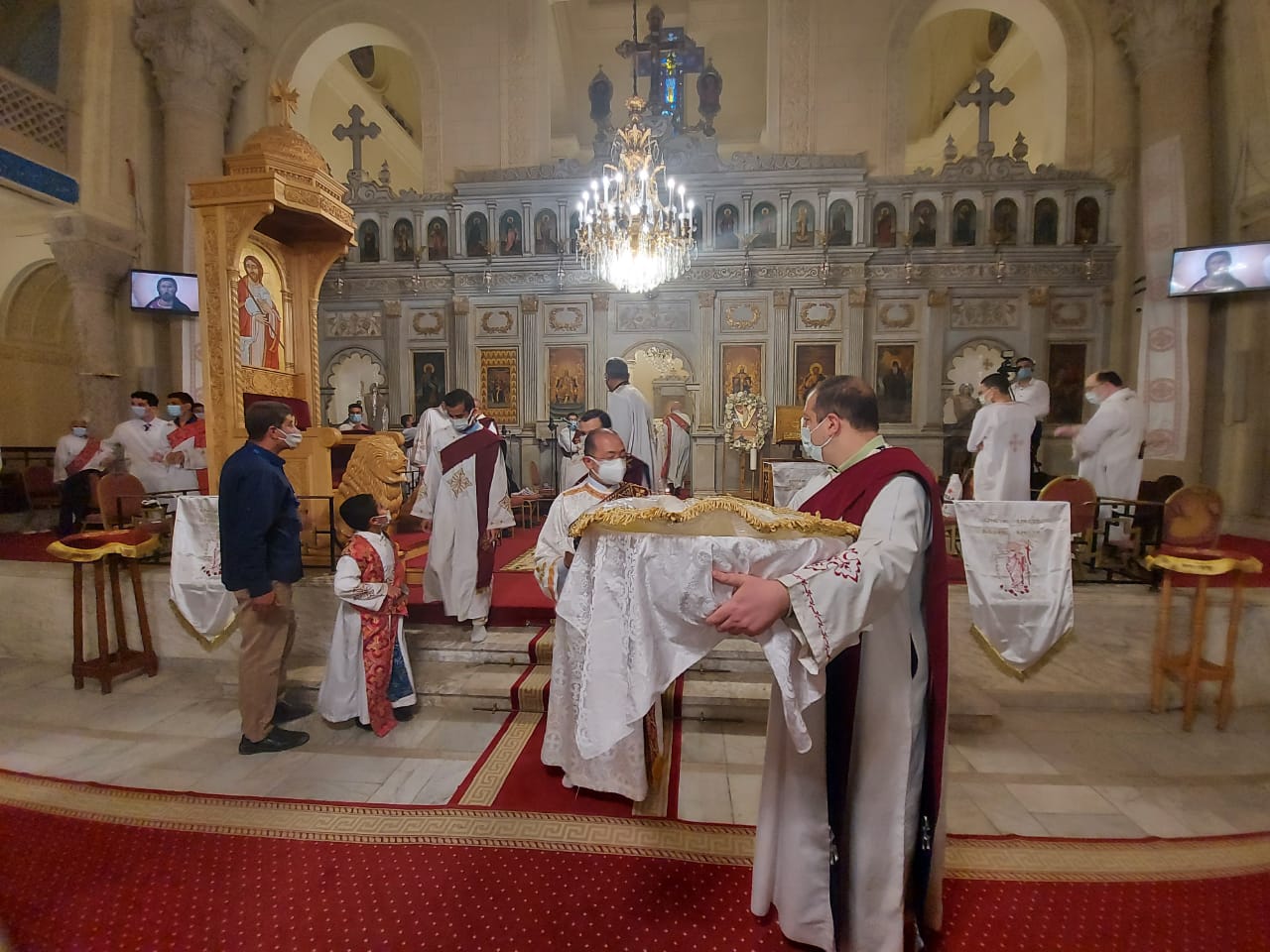 كنائس الإسكندرية تصلى قداس العيد (6)
