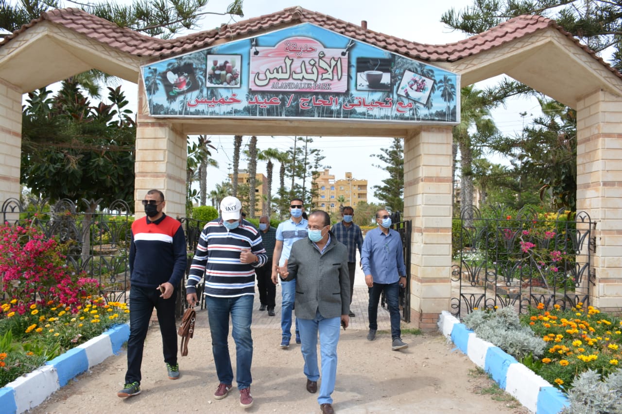 سكرتير عام الدقهلية يتفقد غلق الحدائق سكرتير عام الدقهلية يتفقد غلق الحدائق
