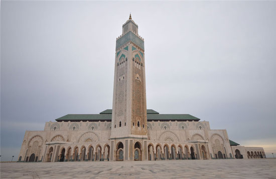 مسجد-الحسن-الثاني-في-دار-البيضاء-بالمغرب