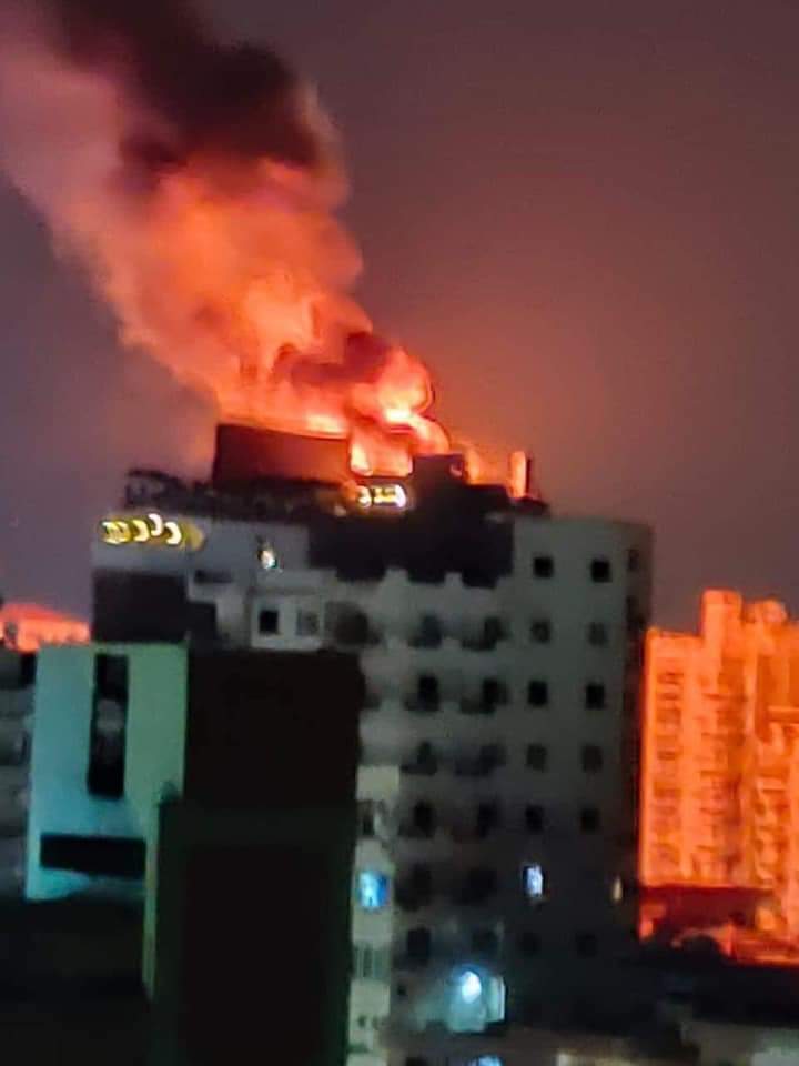 اندلاع حريق باحد فنادق مدينة طنطا فى الغربية (2)