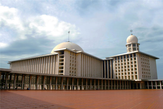 مسجد-الاستقلال-بجاكرتا-إندونيسيا