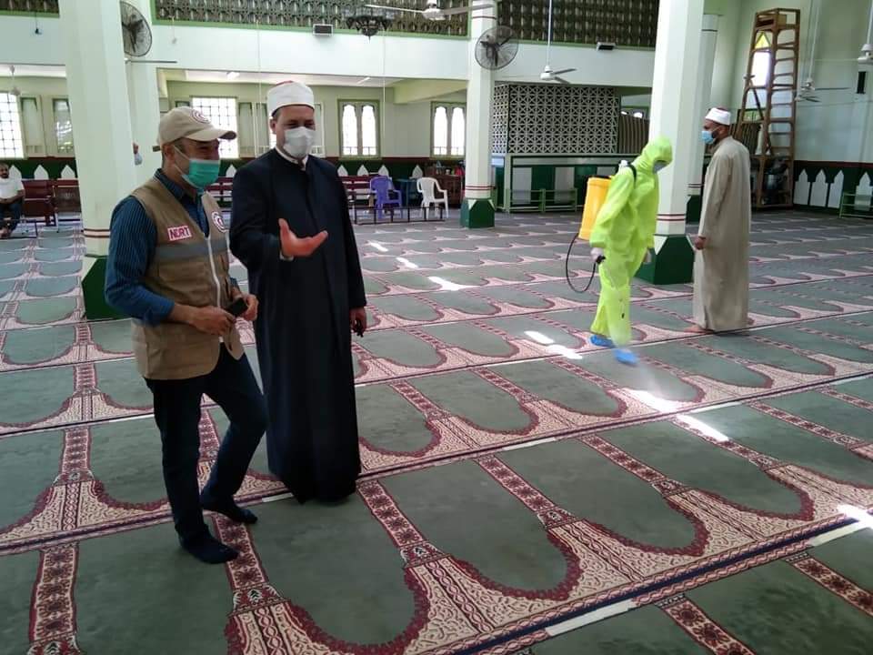 وكيل اوقاف الدقهلية يشرف على تطهير المساجد