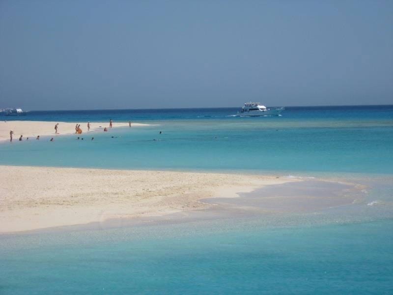  الجزر البحرية تحل محل الشواطئ المغلقة في العيد  (6)