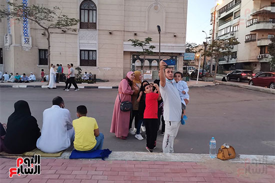 احتفالات عيد الفطر المبارك من أمام مسجد أبو بكر الصديق بمساكن شيراتون (14)