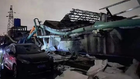 مبنى مدمر في ووهان