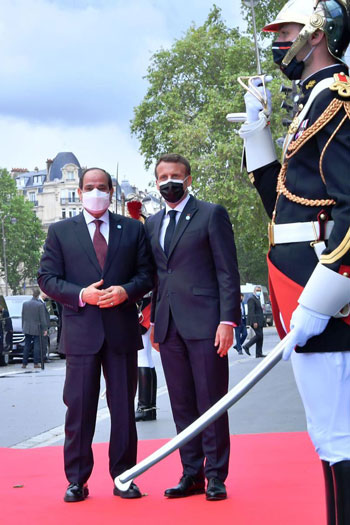  الرئيس السيسى بمؤتمر باريس لدعم السودان (2)