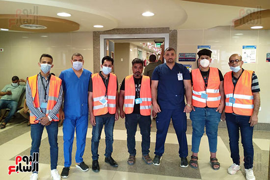 متطوعون-مدنيون-بمستشفى-العريش-العام--استعداد-لوصول-جرحى-غزة