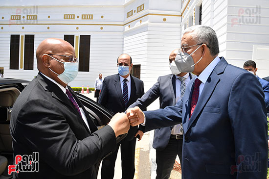 المستشار حنفى جبالى رئيس مجلس النواب ورئيس برلمان زيمبابوي جاكوب موديندا (1)