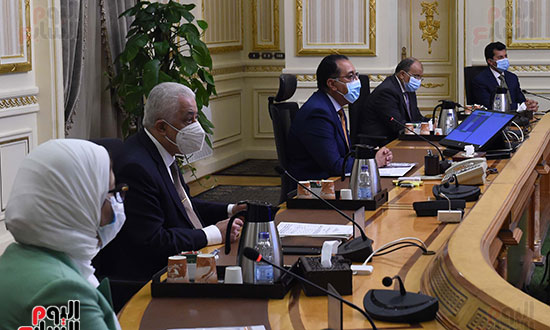 اجتماع لجنة إدارة أزمة كورونا (6)