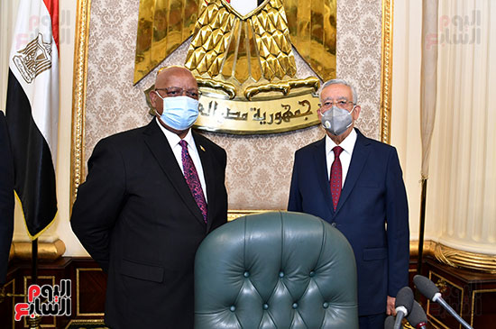 المستشار حنفى جبالى رئيس مجلس النواب ورئيس برلمان زيمبابوي جاكوب موديندا (7)