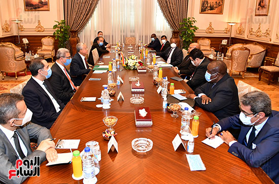 المستشار حنفى جبالى رئيس مجلس النواب ورئيس برلمان زيمبابوي جاكوب موديندا (4)