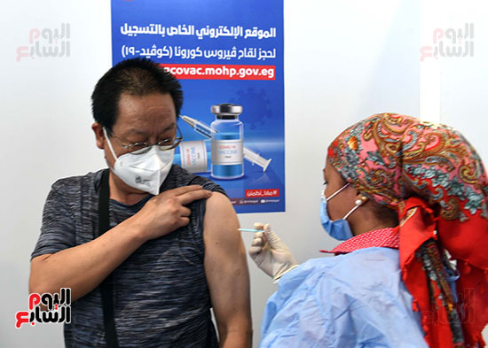 مركز تطعيم لقاح كورونا بارض المعارض (25)