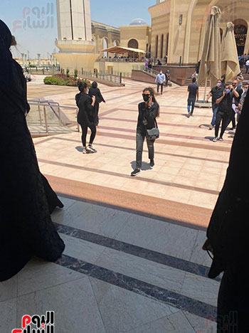 توافد النجوم