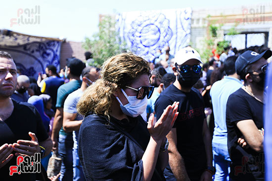 تشييع جثمان الفنان الكبير سمير غانم  (3)