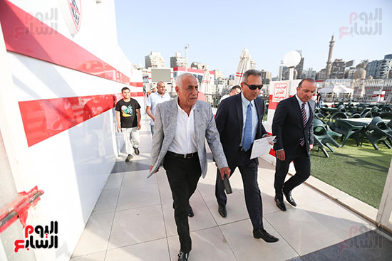 مع حسين لبيب، الرئيس الجديد للنادى (8)