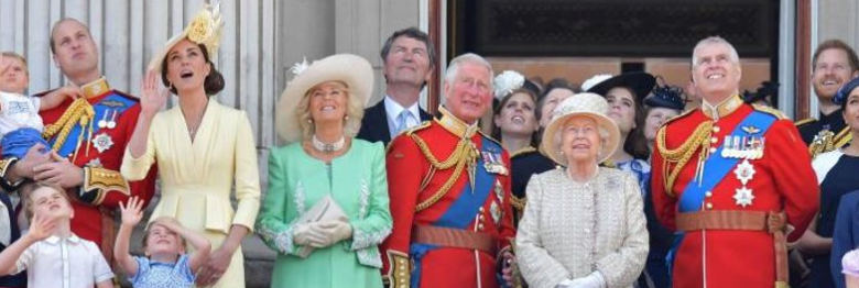العائلة المالكة البريطانية فى مناسبة رسمية