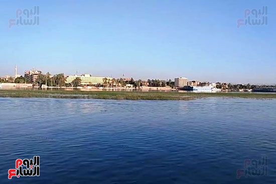 الفنادق-الثابتة-تنتشر-فى-نهر-النيل-بالاقصر