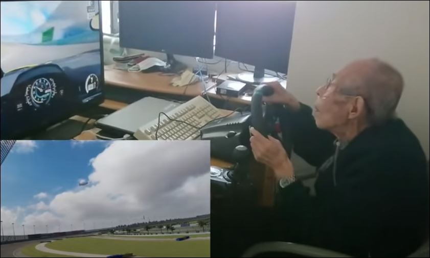 جد يابانى بعمر 93 عاما يعشق ألعاب الفيديو (1)