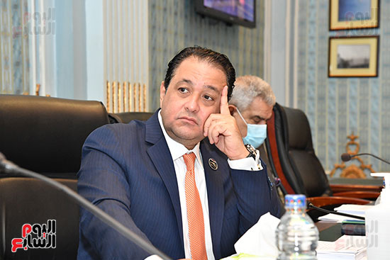 أجتماع لجنة النقل برئاسة النائب علاء عابد  (8)