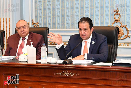 أجتماع لجنة النقل برئاسة النائب علاء عابد  (11)
