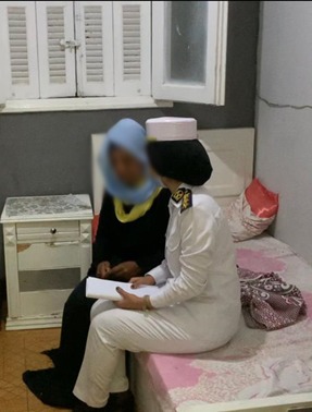 الداخلية تودع سيدة بلا مأوى في دار رعاية بالقاهرة (1)