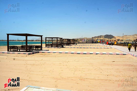 محافظ-جنوب-سيناء-يفتتح-أعمال-تطوير-الشاطئ-العام-بأبو-زنيمة-(3)