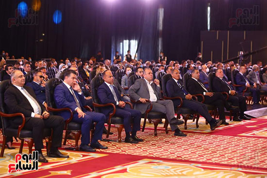 مؤتمر المتحدة للخدمات الإعلامية (16)