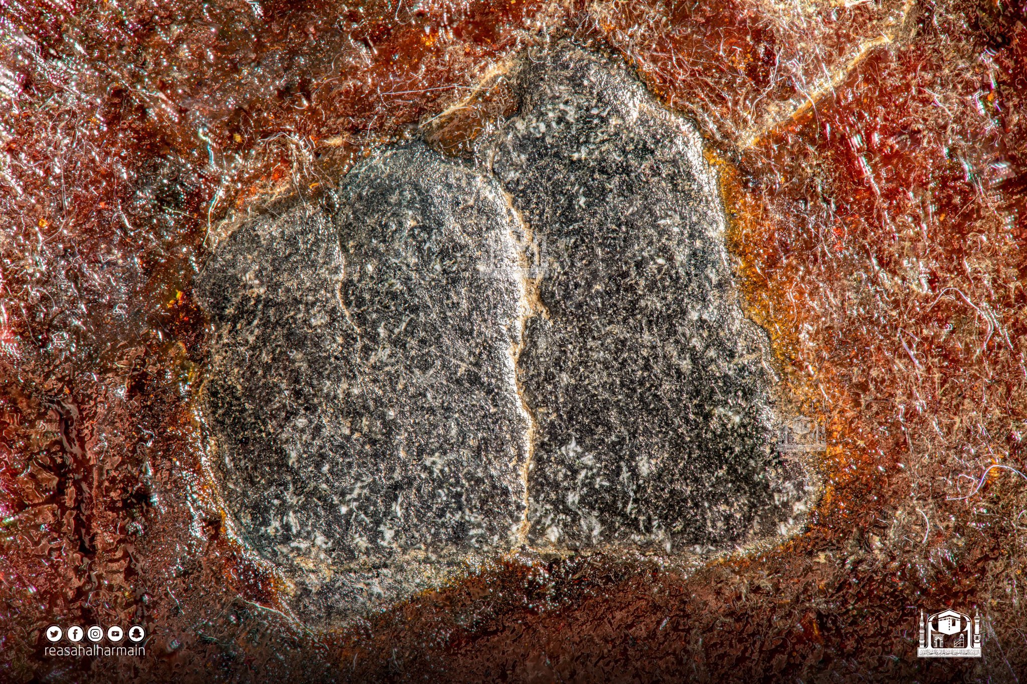 الصورة النهائية للحجر الاسود بتقنية فوكس  ستارك بانوراما