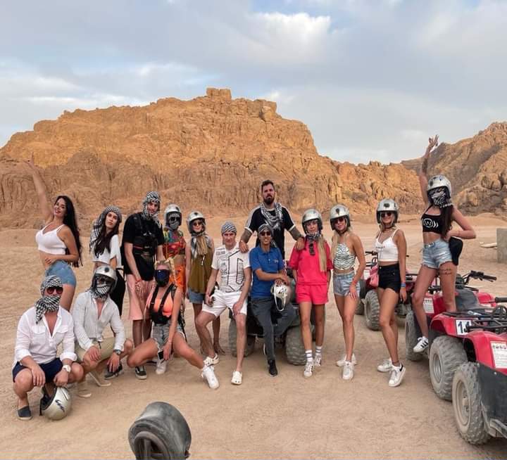 مدونو كرواتيا وصربيا فى رحلة سفارى بشرم الشيخ (4)