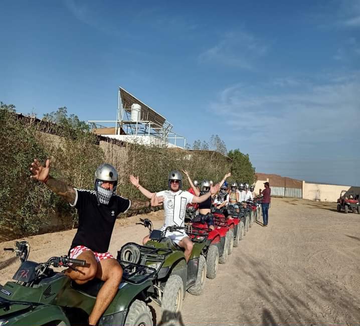 مدونو كرواتيا وصربيا فى رحلة سفارى بشرم الشيخ (7)