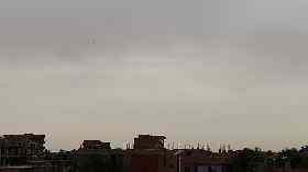 الغيوم تغطى سماء محافظة أسوان فى طقس متقلب (2)