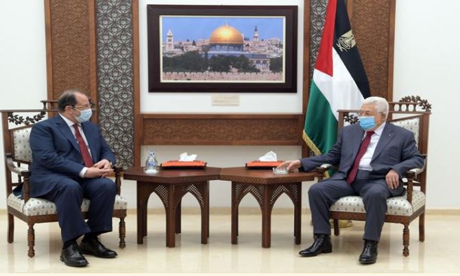 الرئيس الفلسطيني يستقبل اللواء عباس كامل