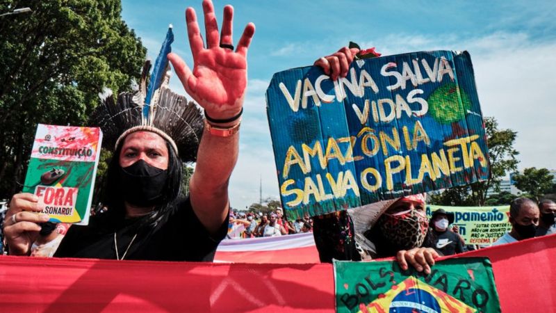 مظاهرات فى البرازيل ضد بولسونارو