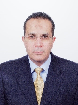 والدكتور محمد النكلاوي، استشاري بوحدة المناظير بمعهد بحوث أمراض الكبد وطب المناطق الحارة