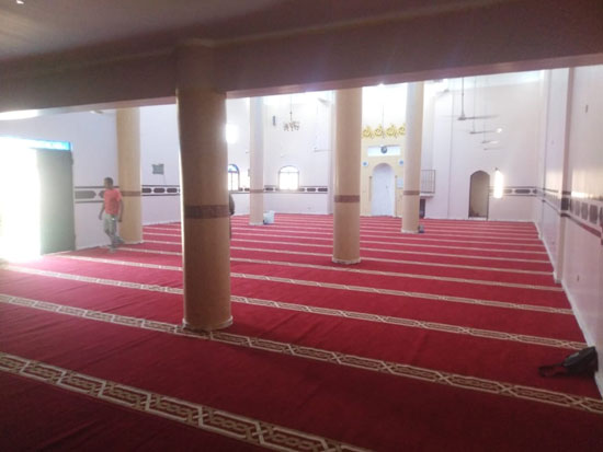 جانب-من-تجهيزات-المسجد-قبل-افتتاحه