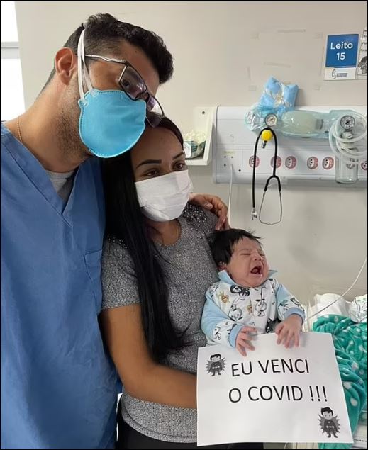 رضيع برازيلى ينجو من كورونا بعد إصابته في عمر 8 أيام (2)
