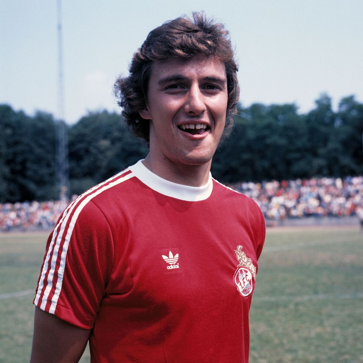 ديتر مولر لاعب ألمانيا الغربية