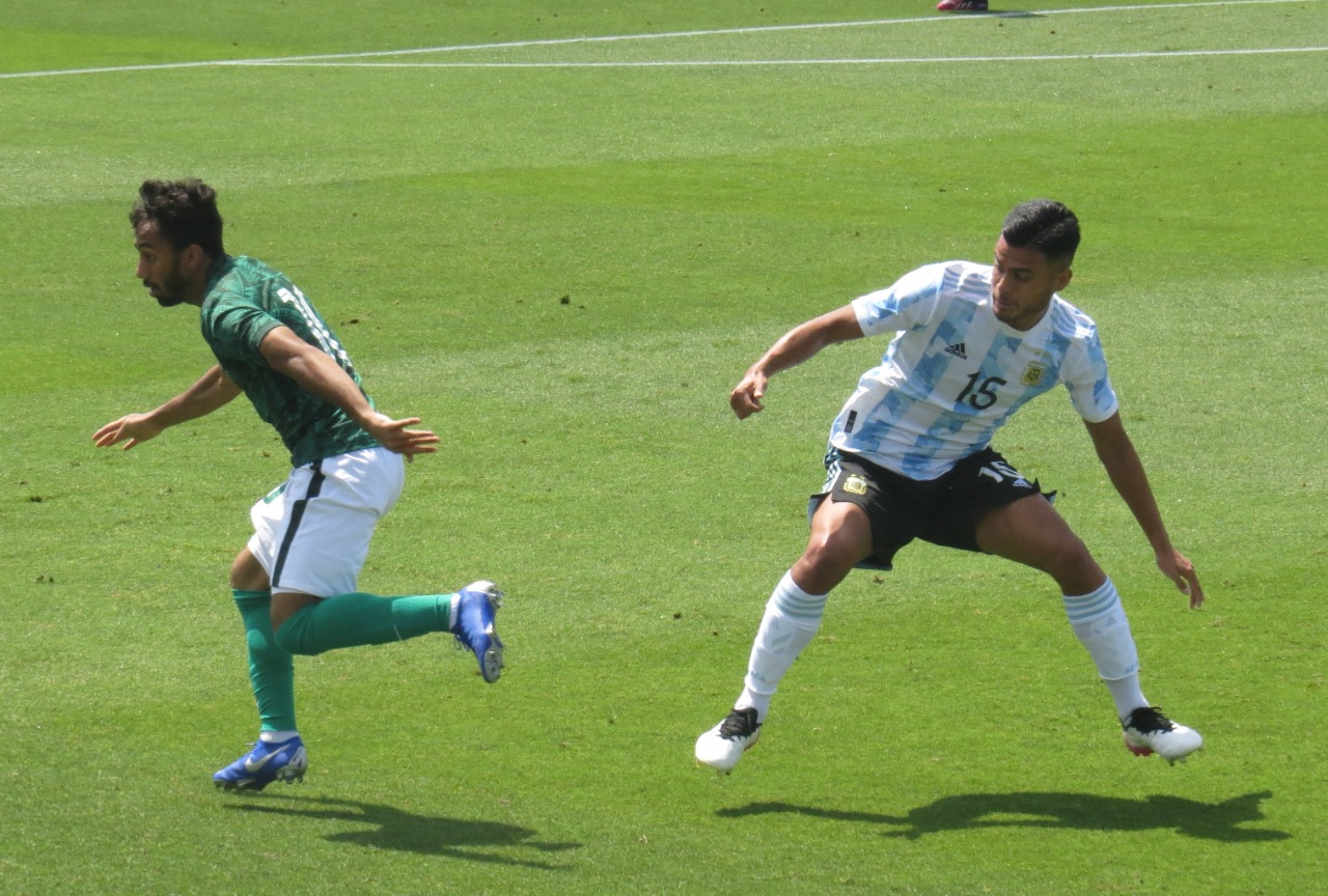 الأرجنتين ضد السعودية (4)