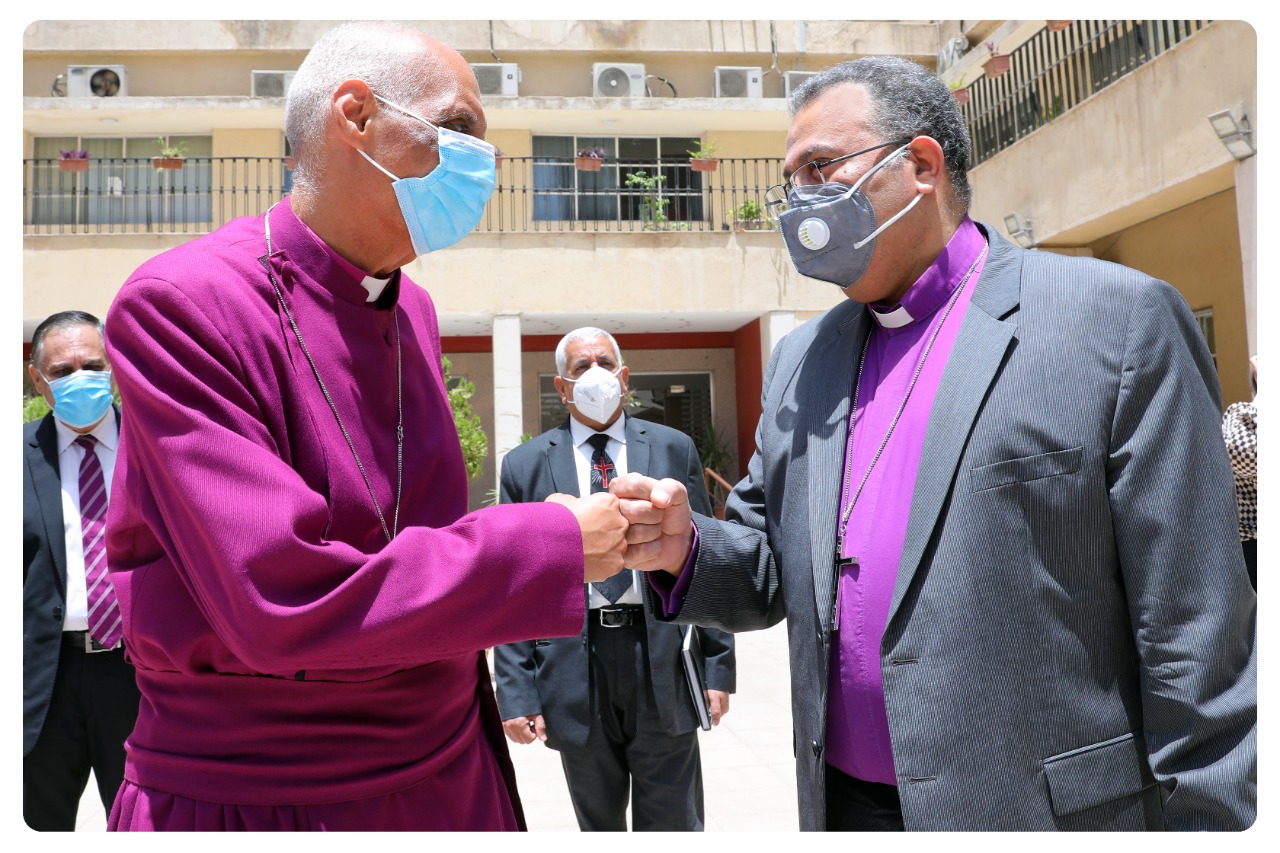 رئيس الطائفة الإنجيلية مع رئيس الأسقفية الجديد