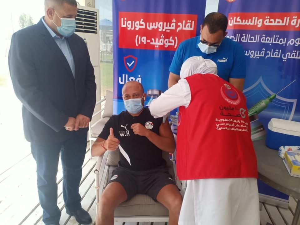 حصول بعثة مصر على اللقاح