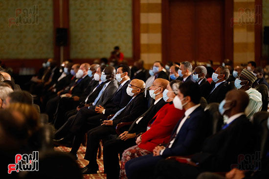 اجتماع القاهرة لرؤساء المحاكم والمجالس الدستورية والعليا الأفريقية (6)