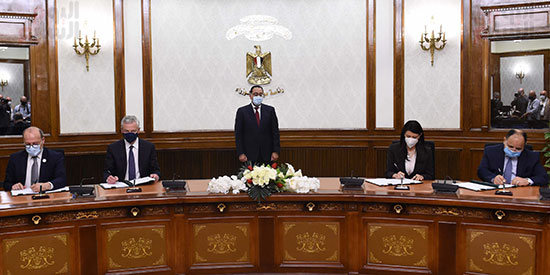 رئيس الوزراء يشهد توقيع عدد من اتفاقيات التعاون بين مصر وفرنسا (14)
