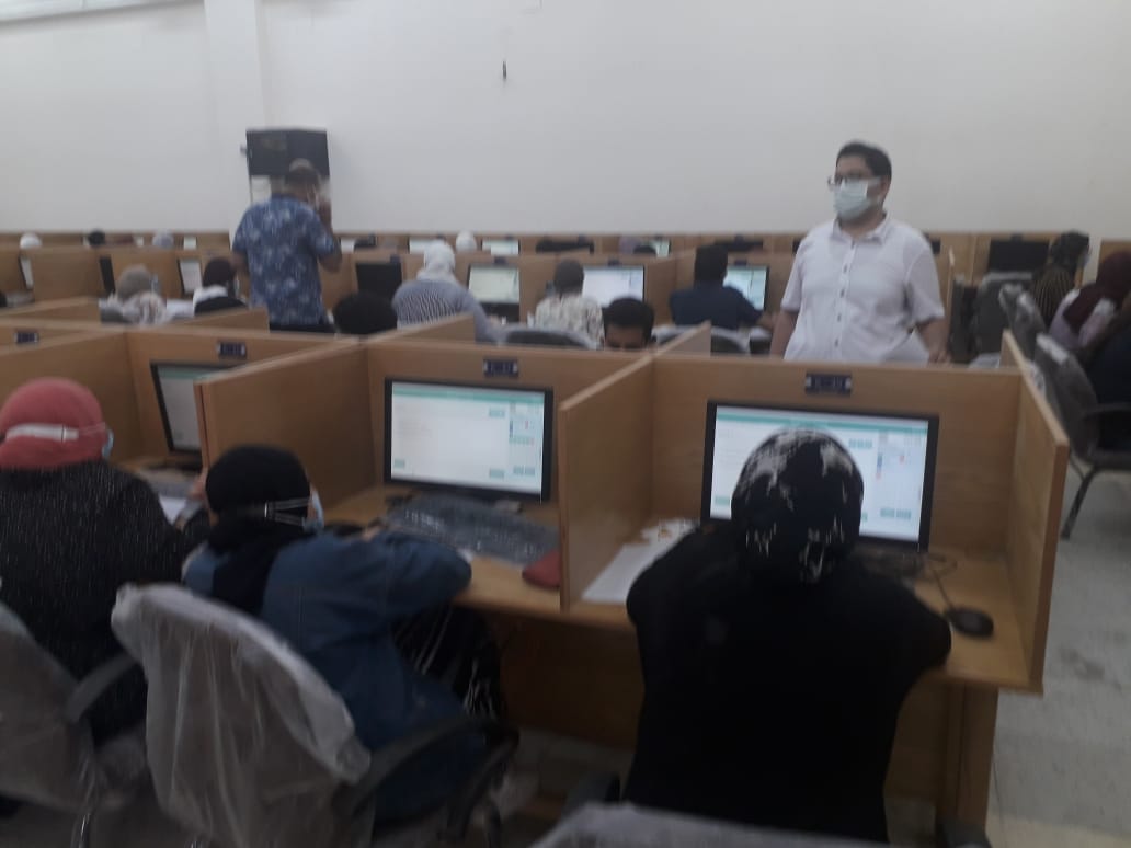 مركز الاختبارات الالكترونية بجامعة حلوان