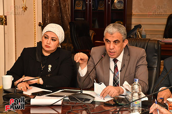 اجتماع القوى العاملة لمجلس النواب برئاسة النائب عادل عبد الفضيل  (1)