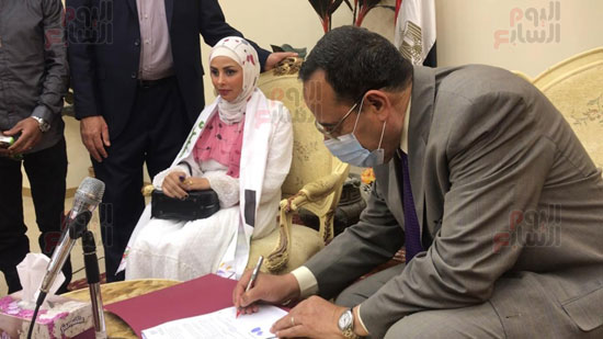 توقيع-العقد